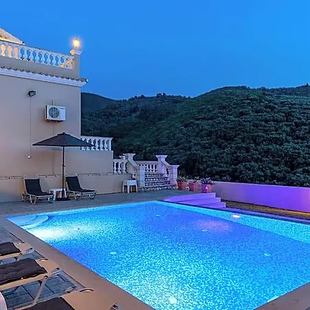 Clearvue With Private Pool And Stunning View 4*