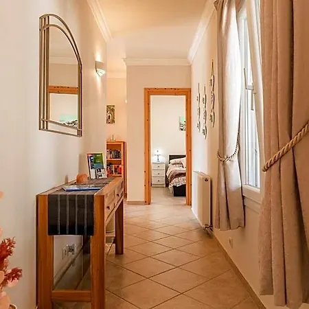 Clearvue With Private Pool And Stunning View Hotel 4*