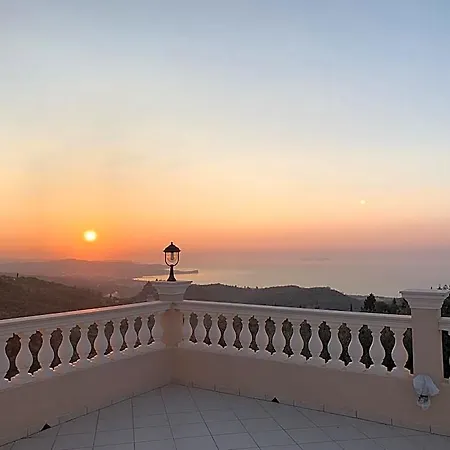 Hotell Clearvue With Private Pool And Stunning View